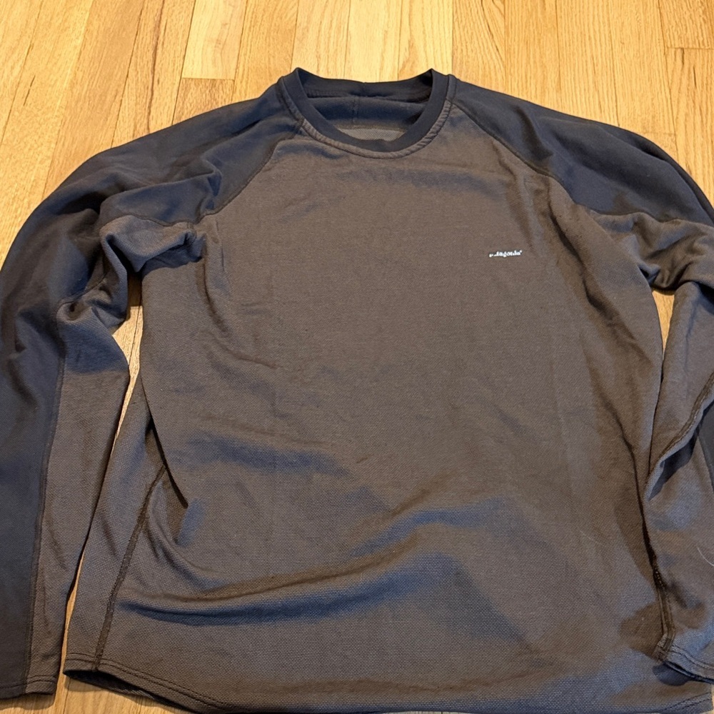 Patagonia Two Toned Base Layer Long Sleeve Top Sz L